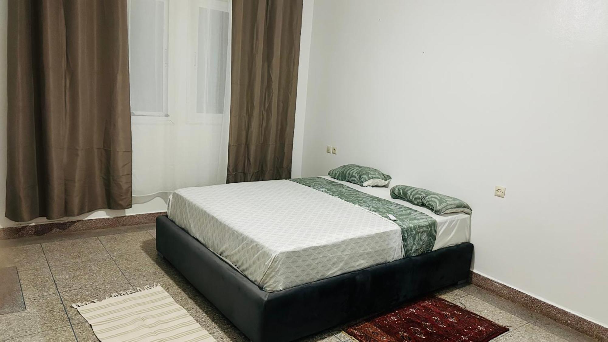 Karaz Homestay Grand Appartement Avec Rooftop Monte Arrouit Ngoại thất bức ảnh